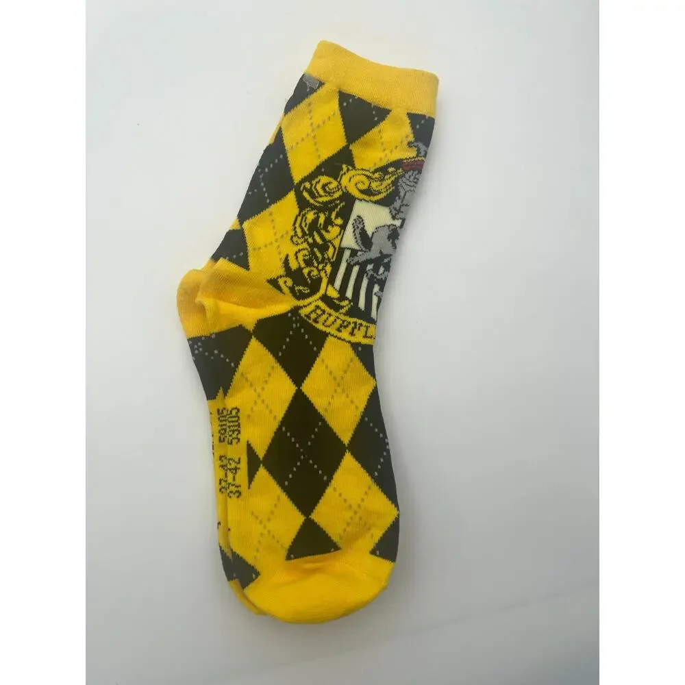 Harry Potter House Crest Crew Socks 5 Pair Size 5-9.5 Red Blue Black Yellow